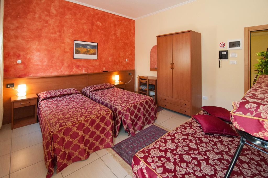 Al Piccolo Hotel Mestre Exterior photo